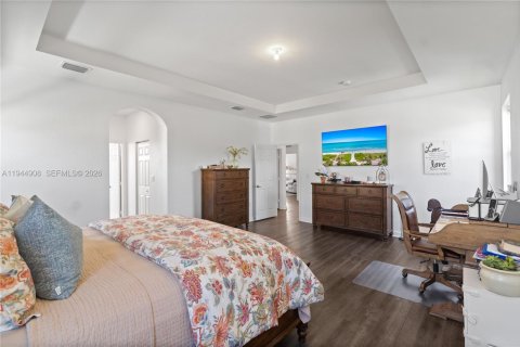 Villa ou maison à vendre à Hialeah, Floride: 5 chambres, 260.87 m2 № 2001197 - photo 26
