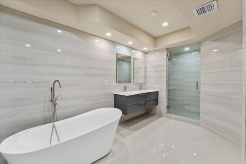 Condominio en venta en Aventura, Florida, 3 dormitorios, 144.93 m2 № 1874680 - foto 14