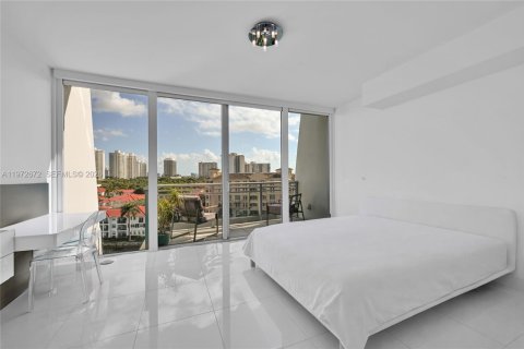 Condo in Aventura, Florida, 3 bedrooms  № 2052945 - photo 9