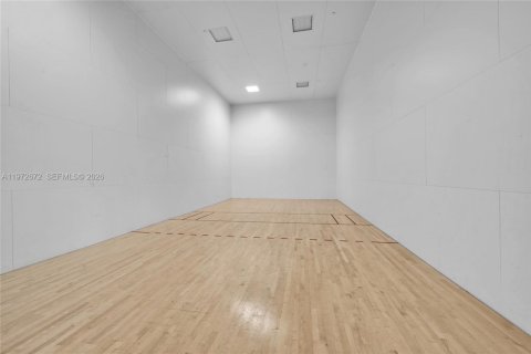 Condo in Aventura, Florida, 3 bedrooms  № 2052945 - photo 30