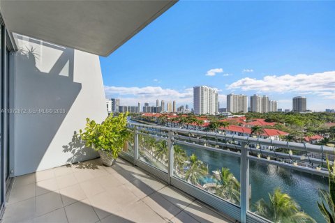 Condo in Aventura, Florida, 3 bedrooms  № 2052945 - photo 8