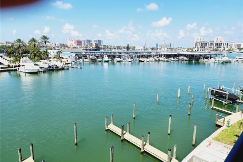 Condo in Clearwater, Florida, 3 bedrooms  № 1425495 - photo 19