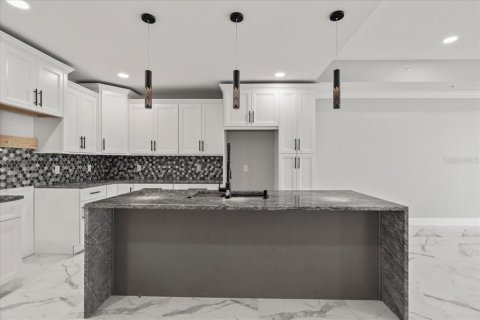 Condo in Clearwater, Florida, 3 bedrooms  № 1425495 - photo 8