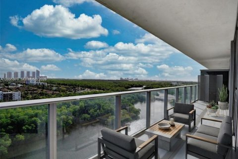 Condo à North Miami Beach, Floride, 3 chambres  № 2252863