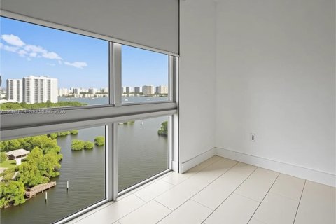 Copropriété à vendre à North Miami Beach, Floride: 3 chambres, 144.56 m2 № 2252863 - photo 15