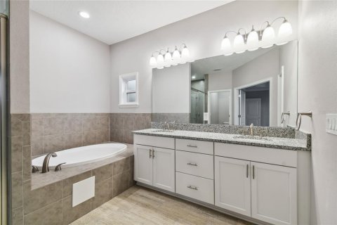 Villa ou maison à vendre à Plant City, Floride: 4 chambres, 236.16 m2 № 1721021 - photo 30