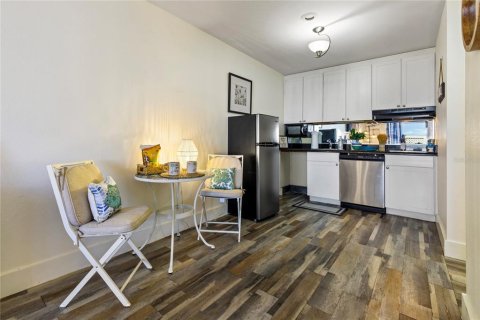 Condominio en venta en Ruskin, Florida, 1 dormitorio, 43.11 m2 № 1902336 - foto 13