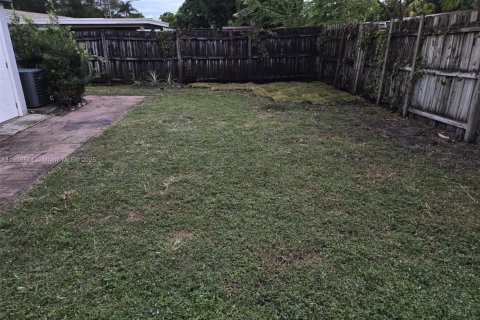 Снять в аренду виллу или дом в Купер-Сити, Флорида 2 спальни, 98.57м2, № 1963331 - фото 22