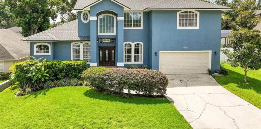 House in Altamonte Springs, Florida 4 bedrooms, 280.1 sq.m. № 2151974