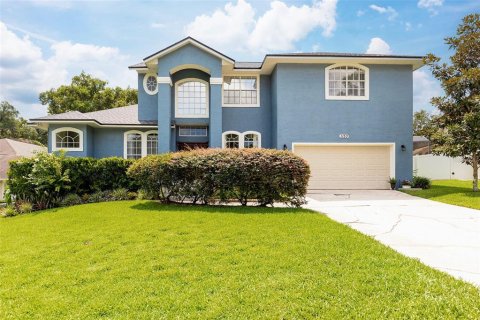 House in Altamonte Springs, Florida 4 bedrooms, 280.1 sq.m. № 2151974 - photo 2