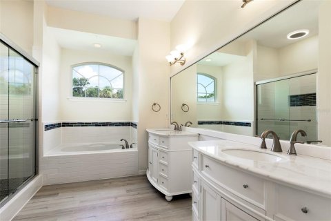 House in Altamonte Springs, Florida 4 bedrooms, 280.1 sq.m. № 2151974 - photo 25