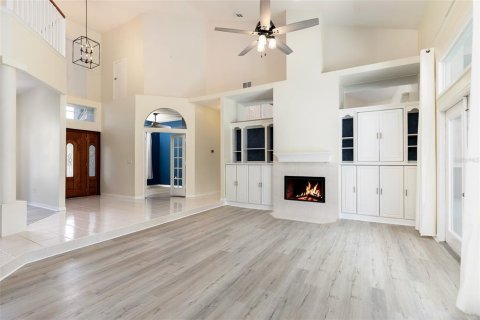 House in Altamonte Springs, Florida 4 bedrooms, 280.1 sq.m. № 2151974 - photo 13