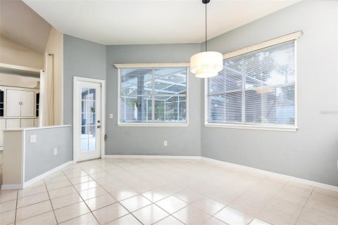 House in Altamonte Springs, Florida 4 bedrooms, 280.1 sq.m. № 2151974 - photo 14