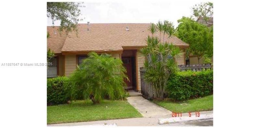 Casa en Sunrise, Florida 3 dormitorios, 95.88 m2 № 1941727