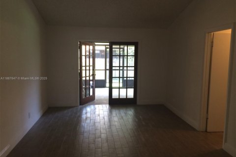 Casa en venta en Sunrise, Florida, 3 dormitorios, 95.88 m2 № 1941727 - foto 11