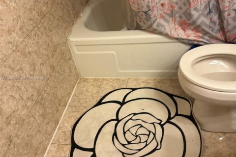 Condominio en venta en Plantation, Florida, 1 dormitorio, 69.49 m2 № 1994593 - foto 9