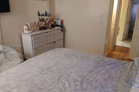 Condominio en venta en Plantation, Florida, 1 dormitorio, 69.49 m2 № 1994593 - foto 13