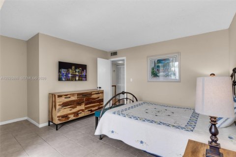 Condominio en alquiler en Islamorada, Village of Islands, Florida, 2 dormitorios, 92.9 m2 № 2085471 - foto 19