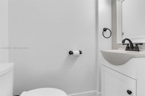 Condominio en alquiler en Islamorada, Village of Islands, Florida, 2 dormitorios, 92.9 m2 № 2085471 - foto 12