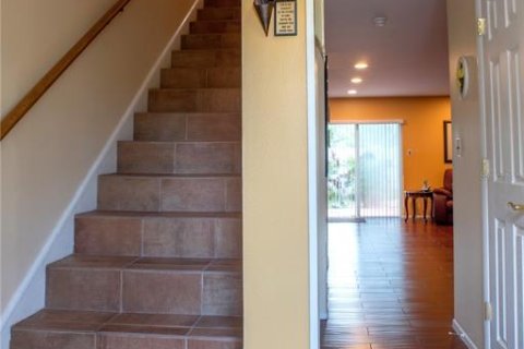 Townhouse in Dunedin, Florida 3 bedrooms, 141.95 sq.m. № 1865918 - photo 18