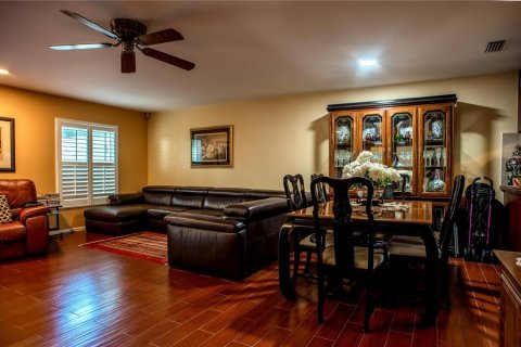 Townhouse in Dunedin, Florida 3 bedrooms, 141.95 sq.m. № 1865918 - photo 13