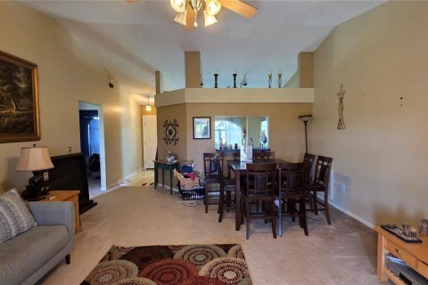 House in Davenport, Florida 3 bedrooms, 114.55 sq.m. № 2419605 - photo 9