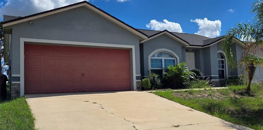 House in Davenport, Florida 3 bedrooms, 114.55 sq.m. № 2419605