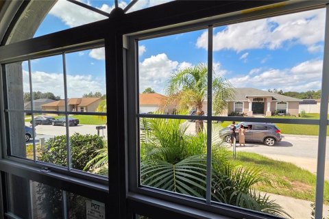 House in Davenport, Florida 3 bedrooms, 114.55 sq.m. № 2419605 - photo 2