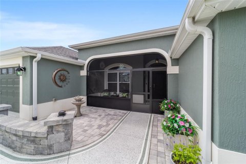 House in The Villages, Florida 4 bedrooms, 215.07 sq.m. № 1770192 - photo 3