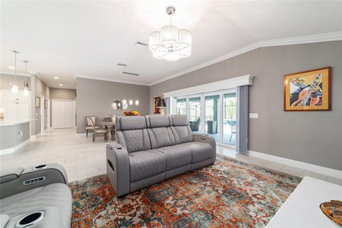 House in The Villages, Florida 4 bedrooms, 215.07 sq.m. № 1770192 - photo 13