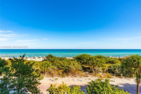 Copropriété à louer à Miami Beach, Floride: 1 chambre, 84.73 m2 № 1977366 - photo 18