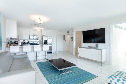 Copropriété à louer à Miami Beach, Floride: 1 chambre, 84.73 m2 № 1977366 - photo 3