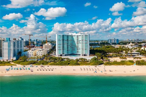 Copropriété à louer à Miami Beach, Floride: 1 chambre, 84.73 m2 № 1977366 - photo 1