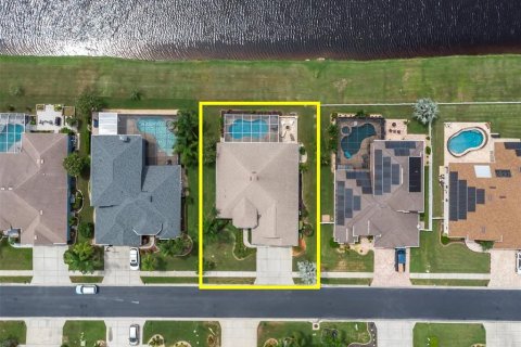 Casa en venta en Trinity, Florida, 4 dormitorios, 210.89 m2 № 1898714 - foto 2