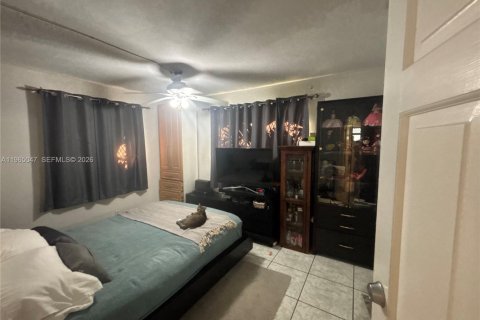 Villa ou maison à vendre à Miramar, Floride: 2 chambres, 88.26 m2 № 2026893 - photo 16