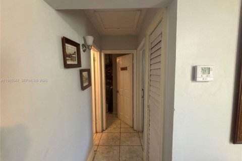 Villa ou maison à vendre à Miramar, Floride: 2 chambres, 88.26 m2 № 2026893 - photo 14