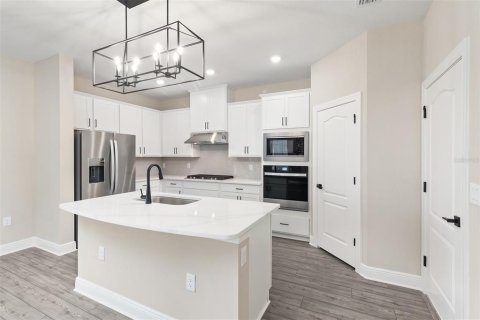 Casa en venta en Kissimmee, Florida, 4 dormitorios, 190.54 m2 № 1629034 - foto 2