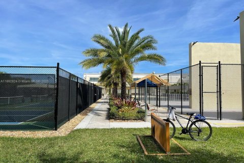 Copropriété à louer à West Palm Beach, Floride: 2 chambres, 76.09 m2 № 1946439 - photo 10
