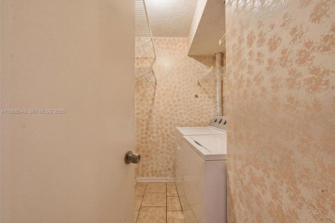 Copropriété à vendre à Lauderhill, Floride: 2 chambres, 96.62 m2 № 2067086 - photo 16