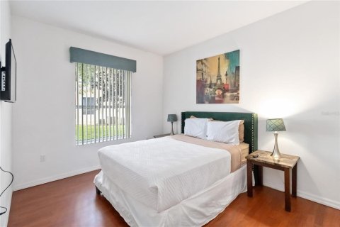 Copropriété à louer à Kissimmee, Floride: 3 chambres, 153.29 m2 № 2384142 - photo 5