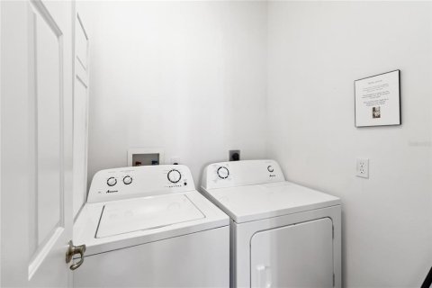 Copropriété à louer à Kissimmee, Floride: 3 chambres, 153.29 m2 № 2384142 - photo 11