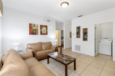 Copropriété à louer à Kissimmee, Floride: 3 chambres, 153.29 m2 № 2384142 - photo 21