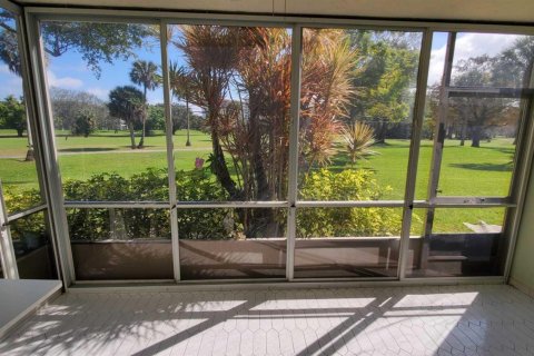 Condo in Pompano Beach, Florida, 3 bedrooms № 2250155 - photo 19