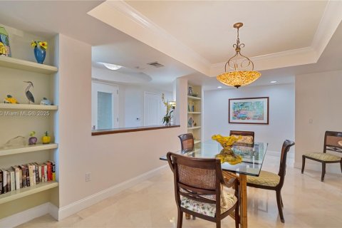 Снять в аренду кондоминиум в Ки-Бискейн, Флорида 3 спальни, 233.18м2, № 1991840 - фото 22