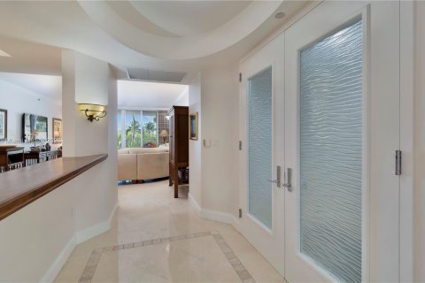 Снять в аренду кондоминиум в Ки-Бискейн, Флорида 3 спальни, 233.18м2, № 1991840 - фото 5