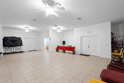Commercial property in DeLand, Florida № 861747 - photo 11