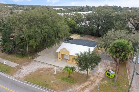 Commercial property in DeLand, Florida № 861747 - photo 6