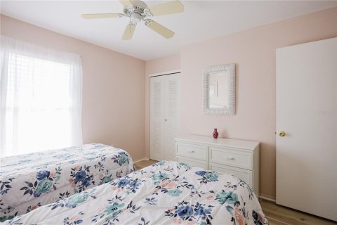 Townhouse in Punta Gorda, Florida 2 bedrooms, 100.15 sq.m. № 2155728 - photo 26