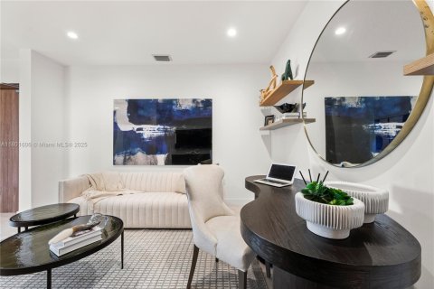 Condominio en alquiler en Coral Gables, Florida, 2 dormitorios, 170.48 m2 № 1940001 - foto 6