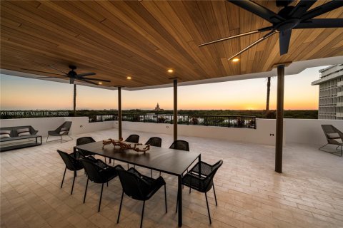 Condominio en alquiler en Coral Gables, Florida, 2 dormitorios, 170.48 m2 № 1940001 - foto 16